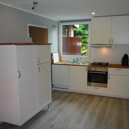 For 4 People Near
